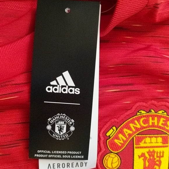 Authentic Manchester United jersey - Picture 6 of 10